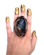 Load image into Gallery viewer, Parker